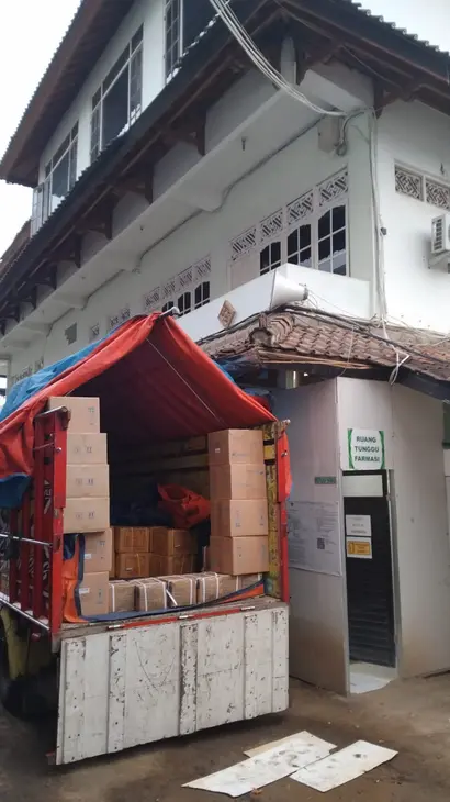 Layanan Ekspedisi Barang Surabaya, Solusi Efisien Pengiriman untuk Bisnis Anda