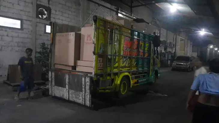 Sewa Truk Bandung, Solusi Andal untuk Distribusi Barang Skala Bisnis